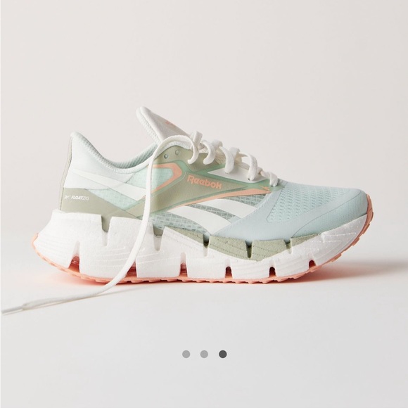 Reebok Floatzig 1 EUC - Picture 1 of 7